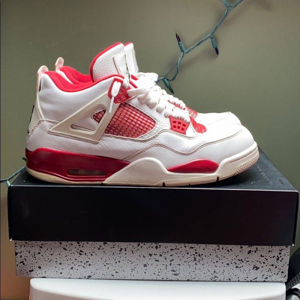 Jordan retro 4 Alternate 89’